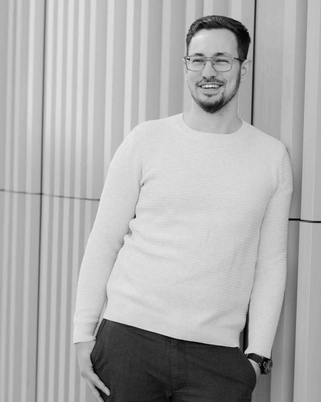 Instagram post from theresalink_. This post is in position 2.