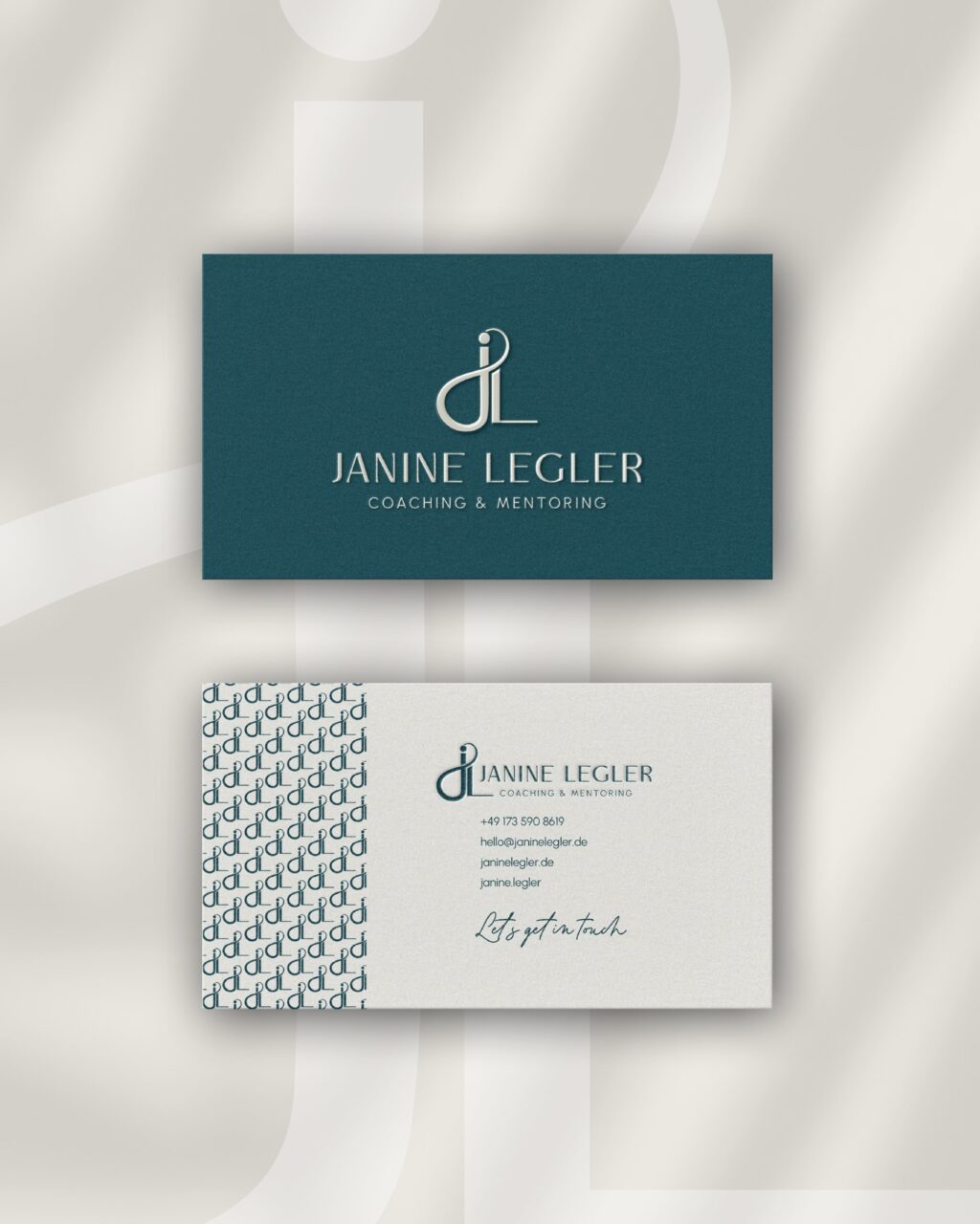 Instagram post from theresalink_. This post is in position 7.