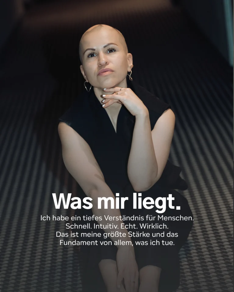 Instagram post from theresalink_. This post is in position 2.