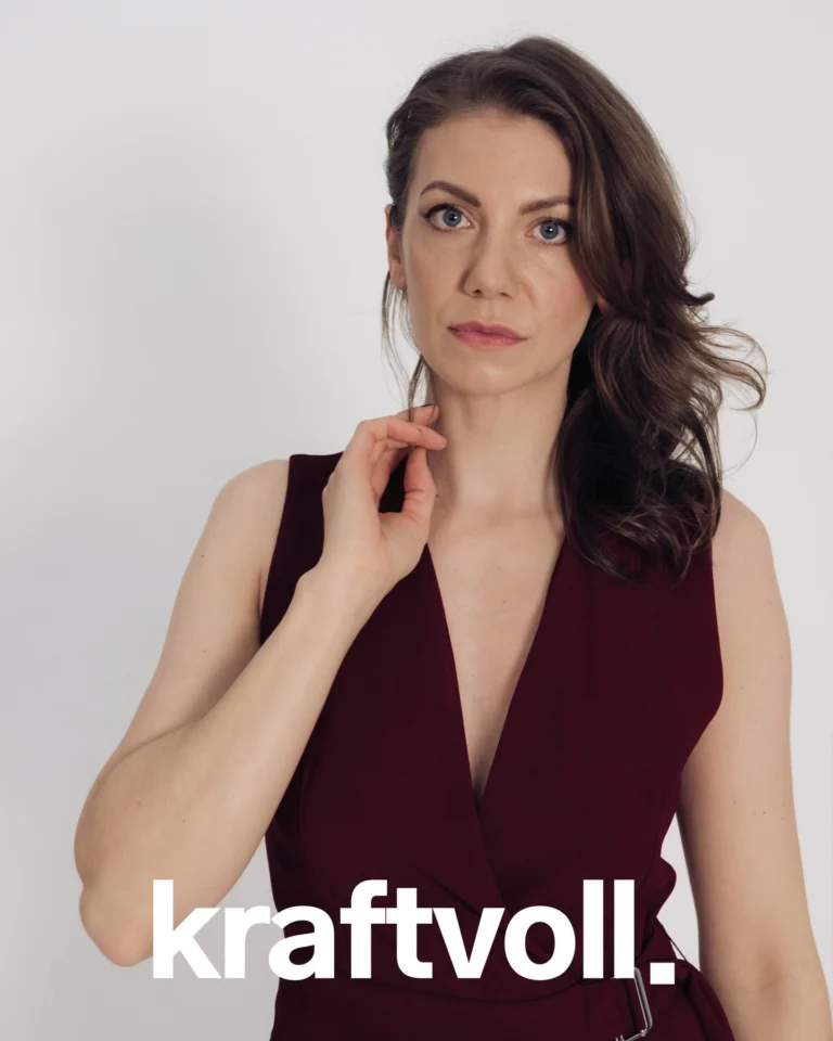 Instagram post from theresalink_. This post is in position 1.