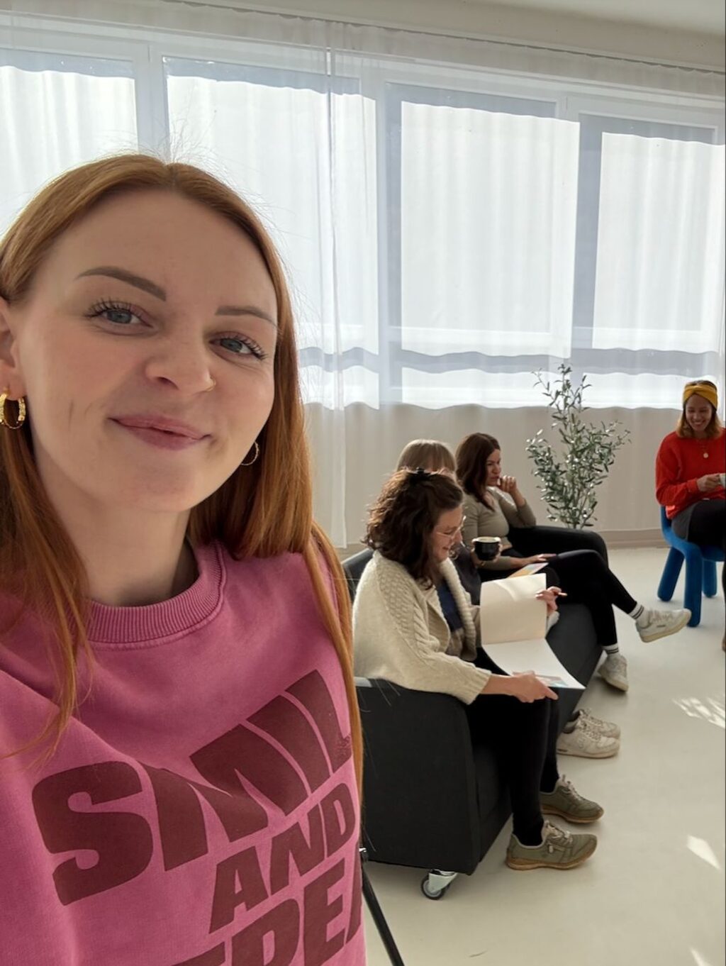 Instagram post from theresalink_. This post is in position 3.