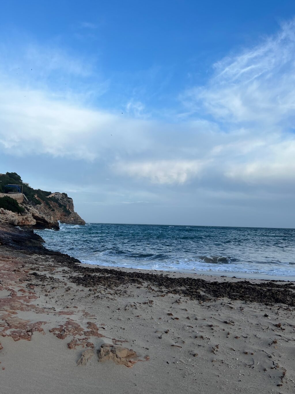 Instagram post from theresalink_. This post is in position 7.