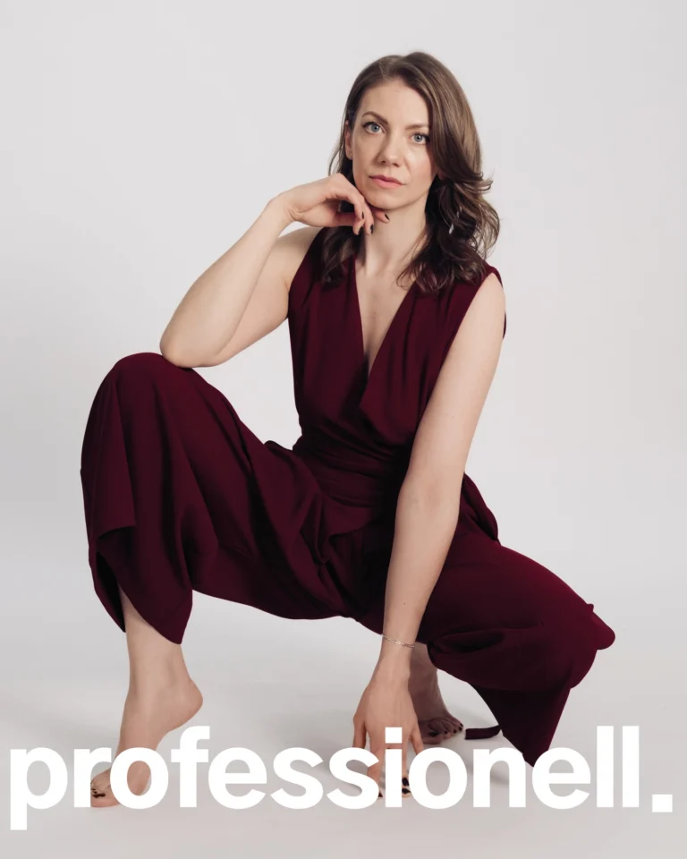 Instagram post from theresalink_. This post is in position 2.